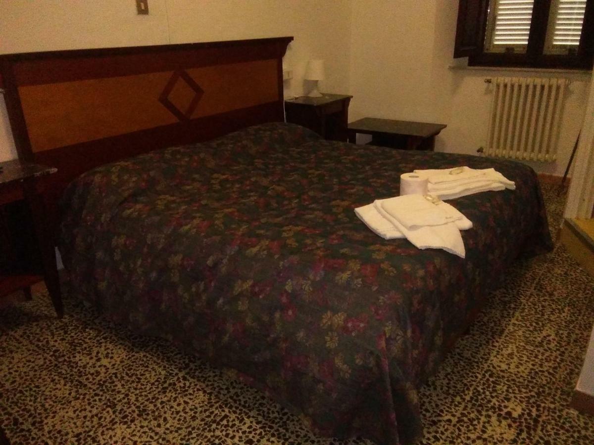 Hotel Stella Follonica Extérieur photo