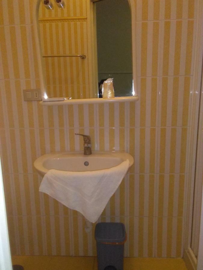 Hotel Stella Follonica Extérieur photo